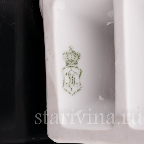 Фарфоровая статуэтка Девушка и лягушка, Galluba & Hofmann, Германия, 1905-1937 гг.