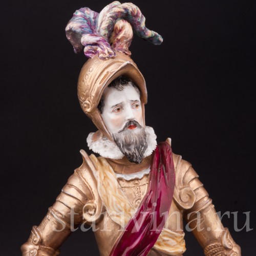 Фарфоровая статуэтка Полководец в доспехах, Германия, 19 в.