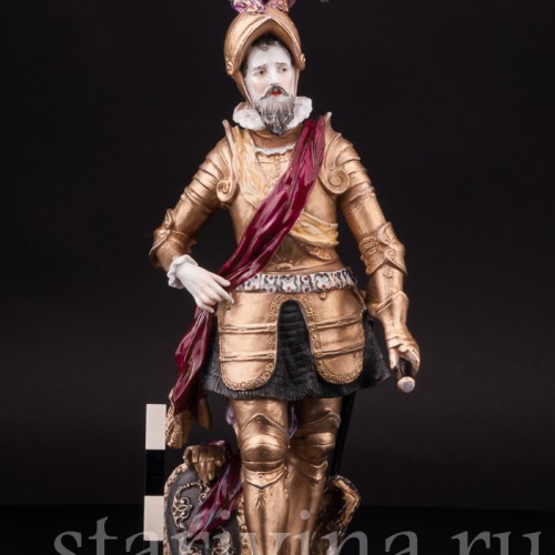 Фарфоровая статуэтка Полководец в доспехах, Германия, 19 в.