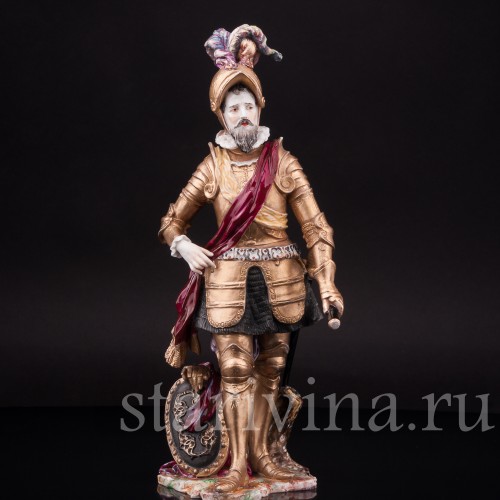 Фарфоровая статуэтка Полководец в доспехах, Германия, 19 в.