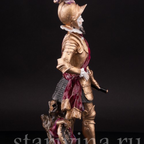 Фарфоровая статуэтка Полководец в доспехах, Германия, 19 в.