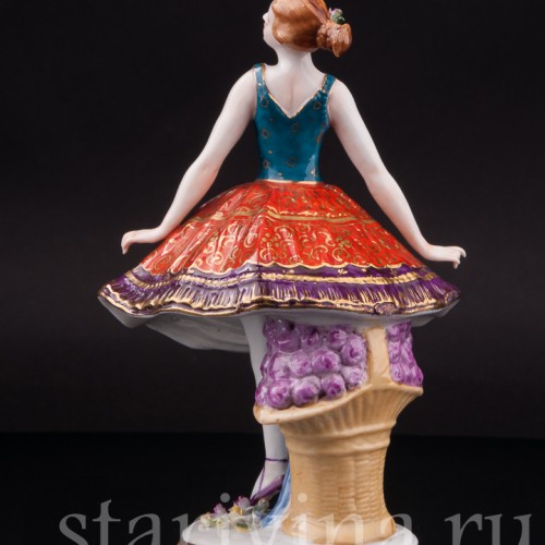 Фигурка из фарфора Танцовщица Sitzendorf, Германия, кон. 19 - нач. 20 вв.