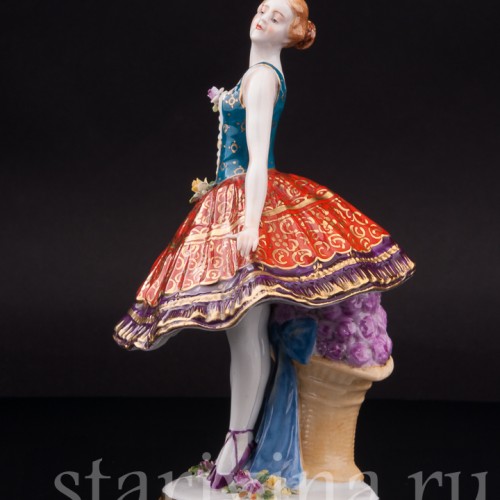 Фигурка из фарфора Танцовщица Sitzendorf, Германия, кон. 19 - нач. 20 вв.