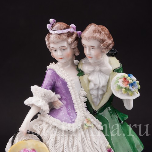 Фарфоровая статуэтка Пара на прогулке, кружевная, E. A. Muller, Германия, нач. 20 в.