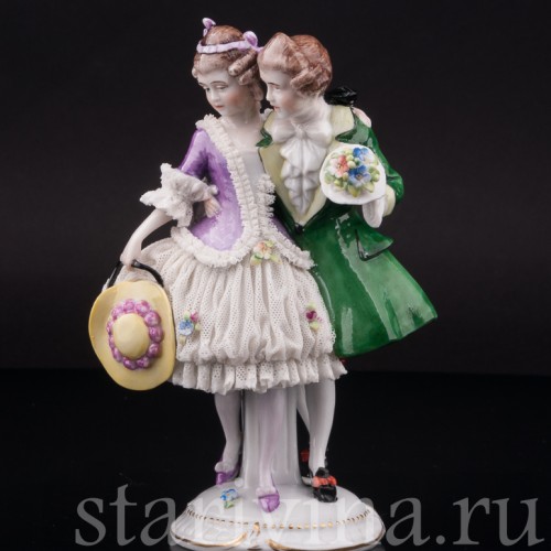 Фарфоровая статуэтка Пара на прогулке, кружевная, E. A. Muller, Германия, нач. 20 в.