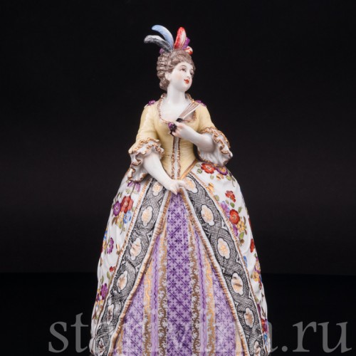 Фарфоровая статуэтка Дама с веером, колокольчик, Helena Wolfsohn, Германия, кон. 19 - нач. 20 вв.