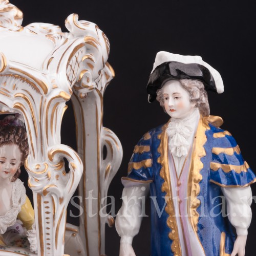 Композиция из фарфора Сцена у портшеза, кружевная, Volkstedt, Германия, нач. 20 в.