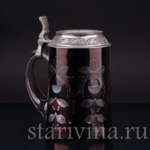 Старинная пивная кружка Отдыхающий воин, 1/2 л, Германия, вт. пол. 20 в.