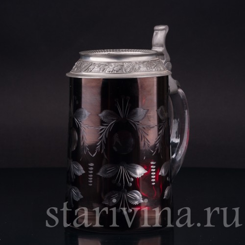 Старинная пивная кружка Отдыхающий воин, 1/2 л, Германия, вт. пол. 20 в.