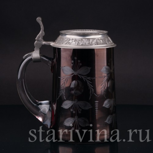 Старинная пивная кружка Отдыхающий воин, 1/2 л, Германия, вт. пол. 20 в.