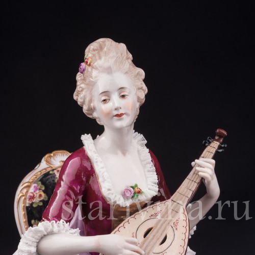 Фарфоровая статуэтка Дама с лютней, кружевная, Volkstedt, Германия, кон. 19 в.