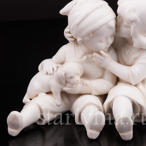 Фигурка из фарфора Дети со щенком Германия, нач. 20 в.
