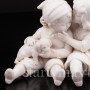 Фигурка из фарфора Дети со щенком Германия, нач. 20 в.