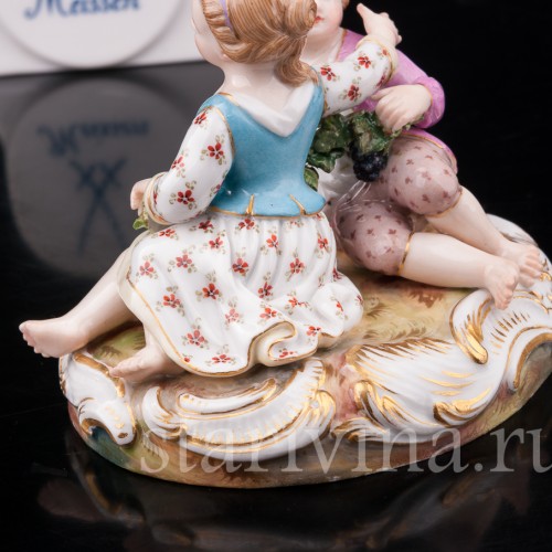 Фарфоровая фигурка Дети с виноградной лозой, аллегория осени, миниатюра, Meissen, Германия, сер. 19 - нач. 20 вв.