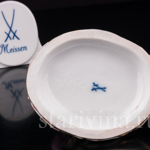 Фарфоровая фигурка Дети с виноградной лозой, аллегория осени, миниатюра, Meissen, Германия, сер. 19 - нач. 20 вв.