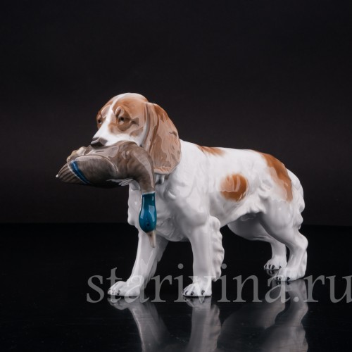 Статуэтка собаки из фарфора Спаниель с селезнем, Rosenthal, Германия, 1970 гг.