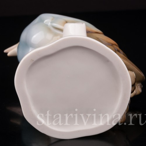 Фигурка птицы из фарфора Птенец кукушки, Dressel, Kister & Co, Германия, пер. пол. 20 века.