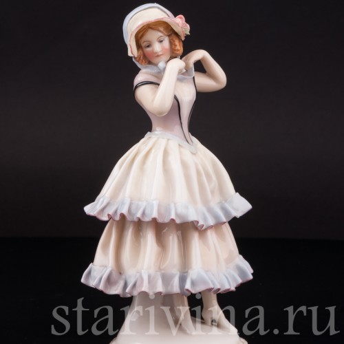 Фарфоровая статуэтка Девушка в капоре, Karl Ens, Германия, 1920-30 гг.