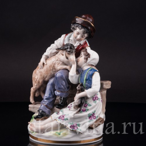 Фарфоровая композиция Дети с ягнёнком, Ernst Bohne Sohne, Германия, нач. 20 в.