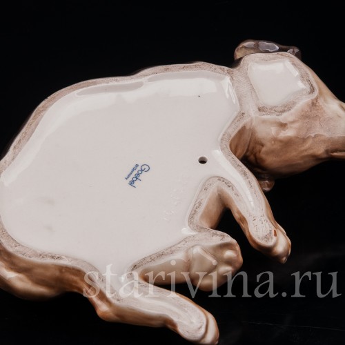 Статуэтка собаки из фарфора Лежащий щенок, Goebel, Германия, вт. пол. 20 в.