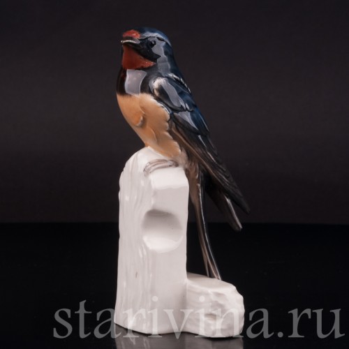 Фигурка птицы из фарфора Ласточка на заборе, Goebel, Германия, до 1991 года.