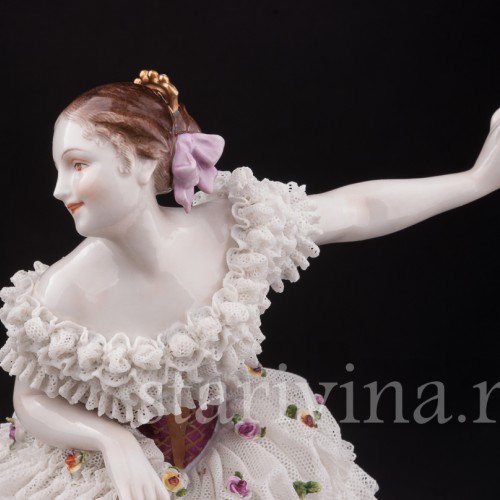 Фарфоровая статуэтка балерины Фанни Эльслер, кружевная, Volkstedt, Германия, перв. пол. 20 в.