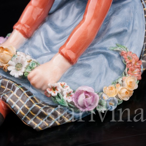 Фарфоровая статуэтка Девочка из Ютландии, Royal Copenhagen, Дания, 1946 год.