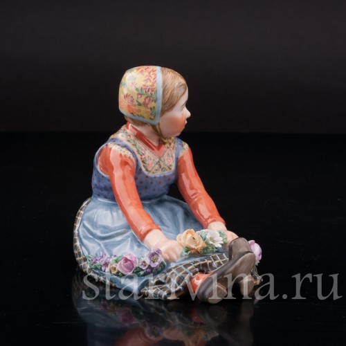 Фарфоровая статуэтка Девочка из Ютландии, Royal Copenhagen, Дания, 1946 год.