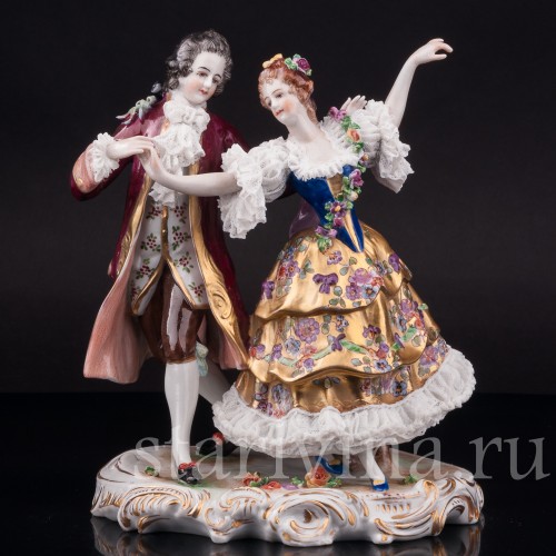 Фарфоровая статуэтка балерины Камарго с кавалером, кружевная, Volkstedt, Германия, до 1936 г.