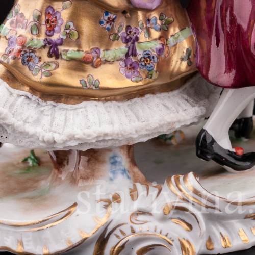 Фарфоровая статуэтка балерины Камарго с кавалером, кружевная, Volkstedt, Германия, до 1936 г.