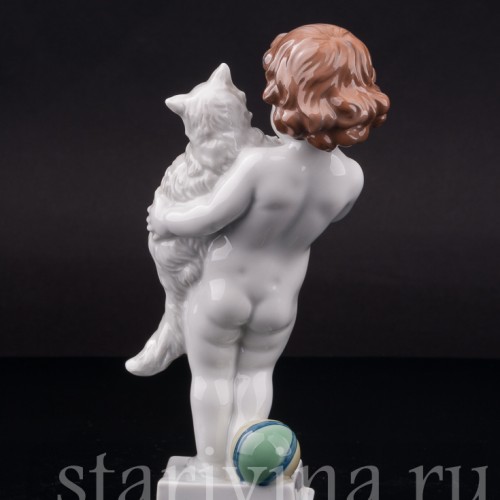 Фарфоровая фигурка Малыш с ангорской кошкой, Rosenthal, Германия, 1946 год.