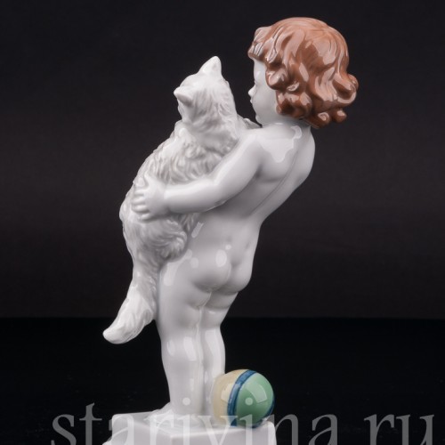 Фарфоровая фигурка Малыш с ангорской кошкой, Rosenthal, Германия, 1946 год.