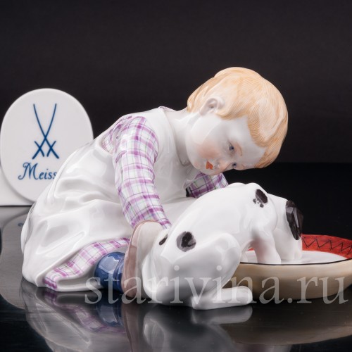 Фарфоровая статуэтка Малыш с собакой, Meissen, Германия, кон. 20 в.