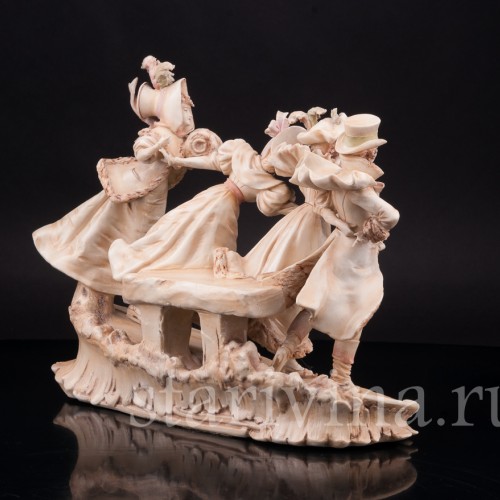 Фарфоровая композиция Весёлая прогулка на коньках, Зима, Royal Wien, Австрия, кон. 19 в.