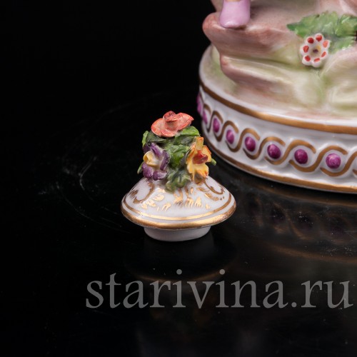 Фарфоровая композиция Влюбленная пара, Royal Wien, Австрия, нач. 20 в.