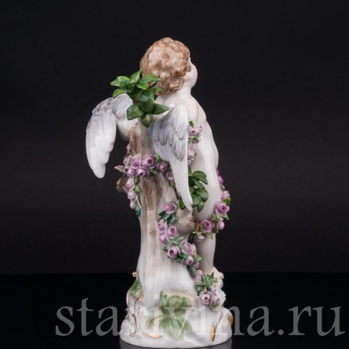 Фарфоровая статуэтка Купидон, связанный гирляндами из роз , Meissen, Германия, сер.19 - нач.20 вв.