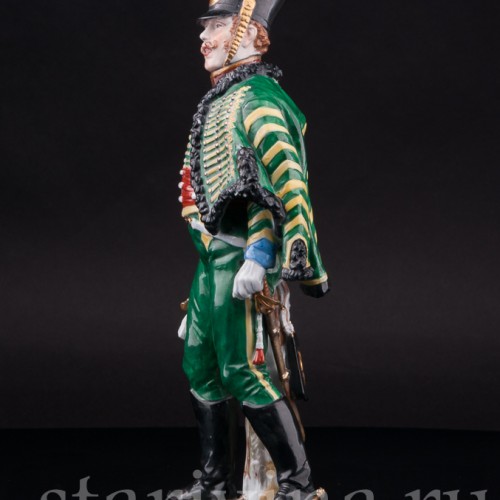 Фарфоровая статуэтка солдата Трубач 2го гусарского полка, Carl Thieme, Германия, нач. 20 в.