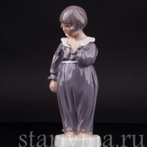 Фигурка из фарфора Девочка в ночной рубашке, Dahl Jensen, Дания, 1920-80 гг.