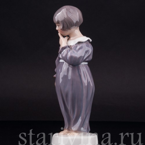 Фигурка из фарфора Девочка в ночной рубашке, Dahl Jensen, Дания, 1920-80 гг.