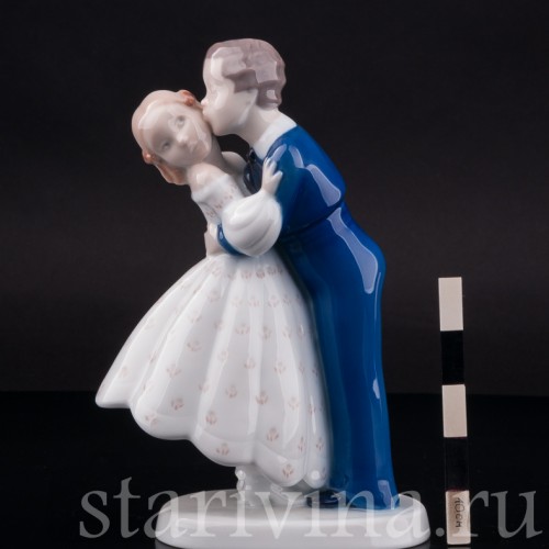 Статуэтка из фарфора Юношеская смелость, Bing & Grondahl, Дания, 1948-52 гг.