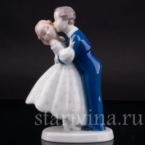 Статуэтка из фарфора Юношеская смелость, Bing & Grondahl, Дания, 1948-52 гг.