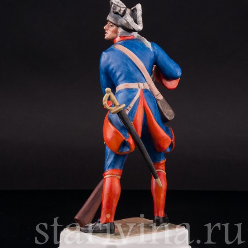 Фарфоровая фигурка Солдат гвардии, 1757, Goebel, Германия, 1964-72 гг.