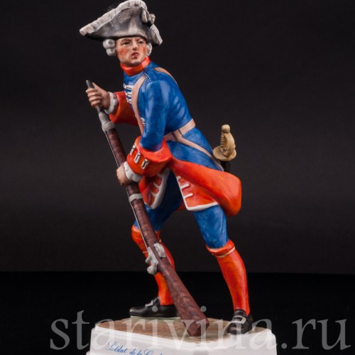 Фарфоровая фигурка Солдат гвардии, 1757, Goebel, Германия, 1964-72 гг.