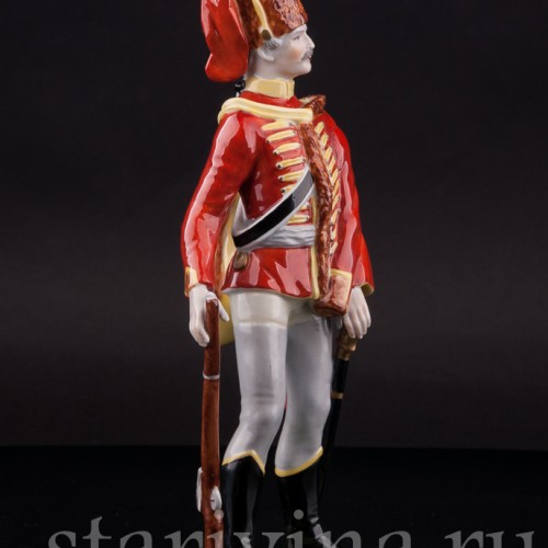 Фарфоровая статуэтка Гусар, Volkstedt, Германия, вт. пол. 20 в.