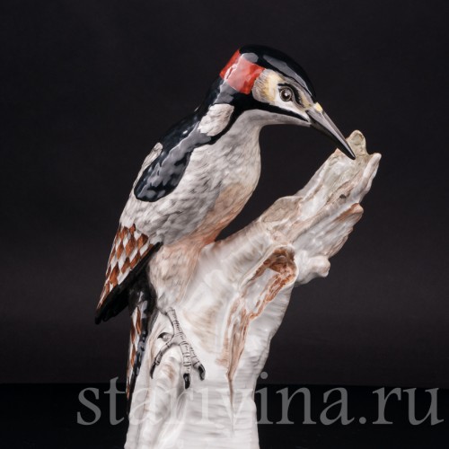 Фигурка птицы из фарфора Дятел на дереве, KPM, Германия, 1950-60 гг.