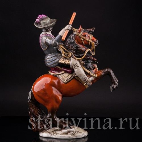 Фарфоровая статуэтка Полководец на коне, Salvador Mallol, Испания, вт. пол. 20 в.