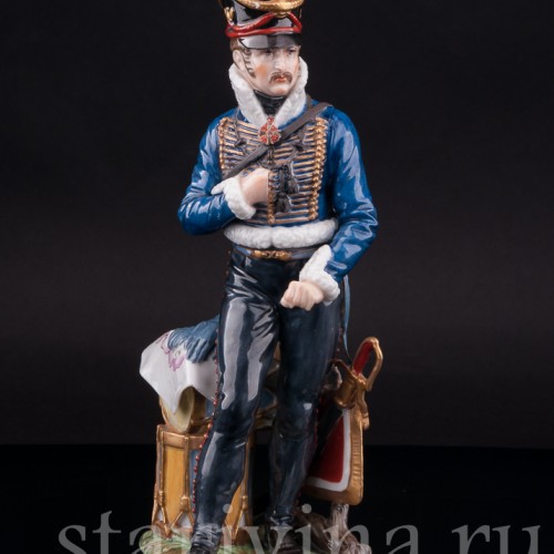 Фарфоровая статуэтка Гусарский офицер, Dressel, Kister & Co, Германия.
