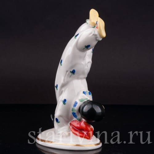 Фигурка пьеро из фарфора "Вверх ногами", Hertwig & Co, Германия, нач. 20 в.