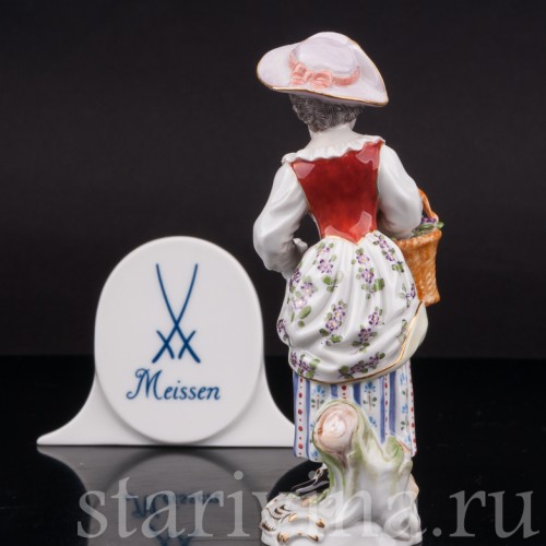 Фарфоровая фигурка Девочка с корзиной, Meissen, Германия, 1968 г.