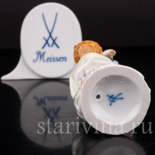 Фарфоровая фигурка Девочка с корзиной, Meissen, Германия, 1968 г.